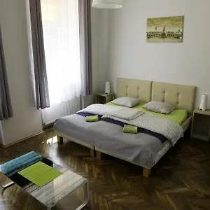 hotellátogatás