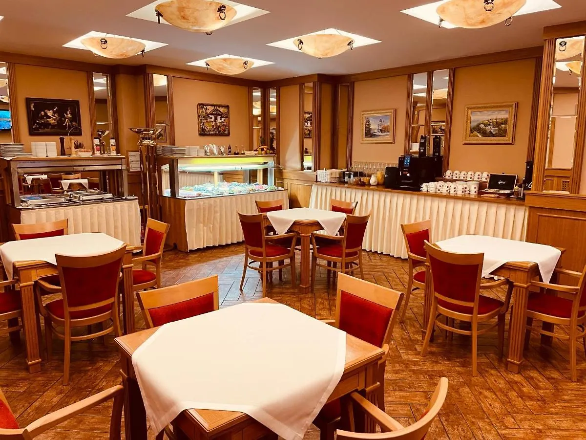 Hotel Askania Prága 4*,  Csehország